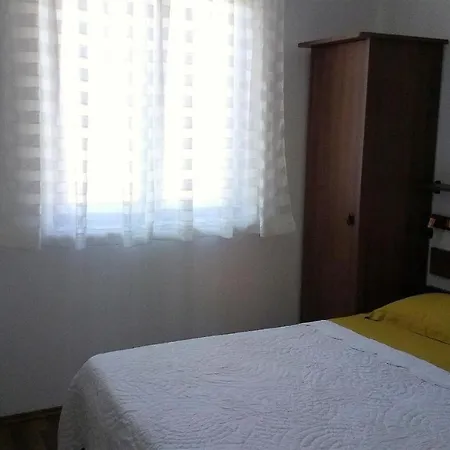 Dika Apartman *