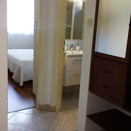 Dika Apartman